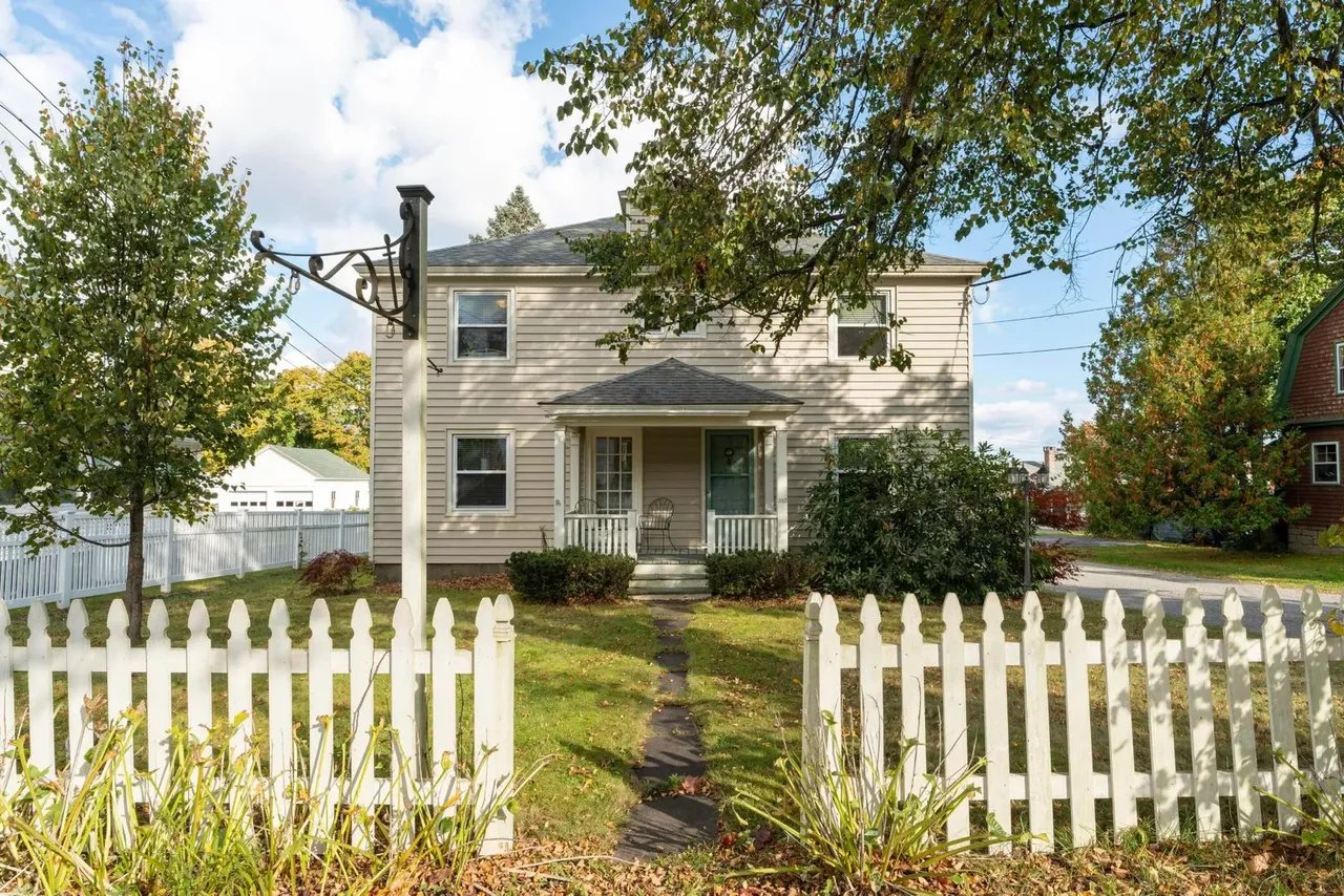 New Listing! 385 Main Street, Southwest Harbor, ME 04679 – $990,000