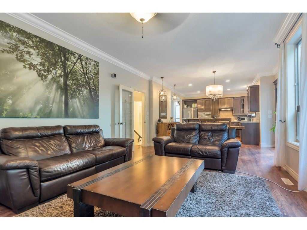 5099 Bridlewood Dr