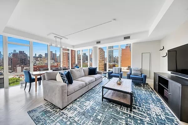 305 East 85th St Unit: 9D