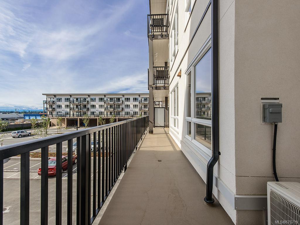 221-2871 Jacklin Rd