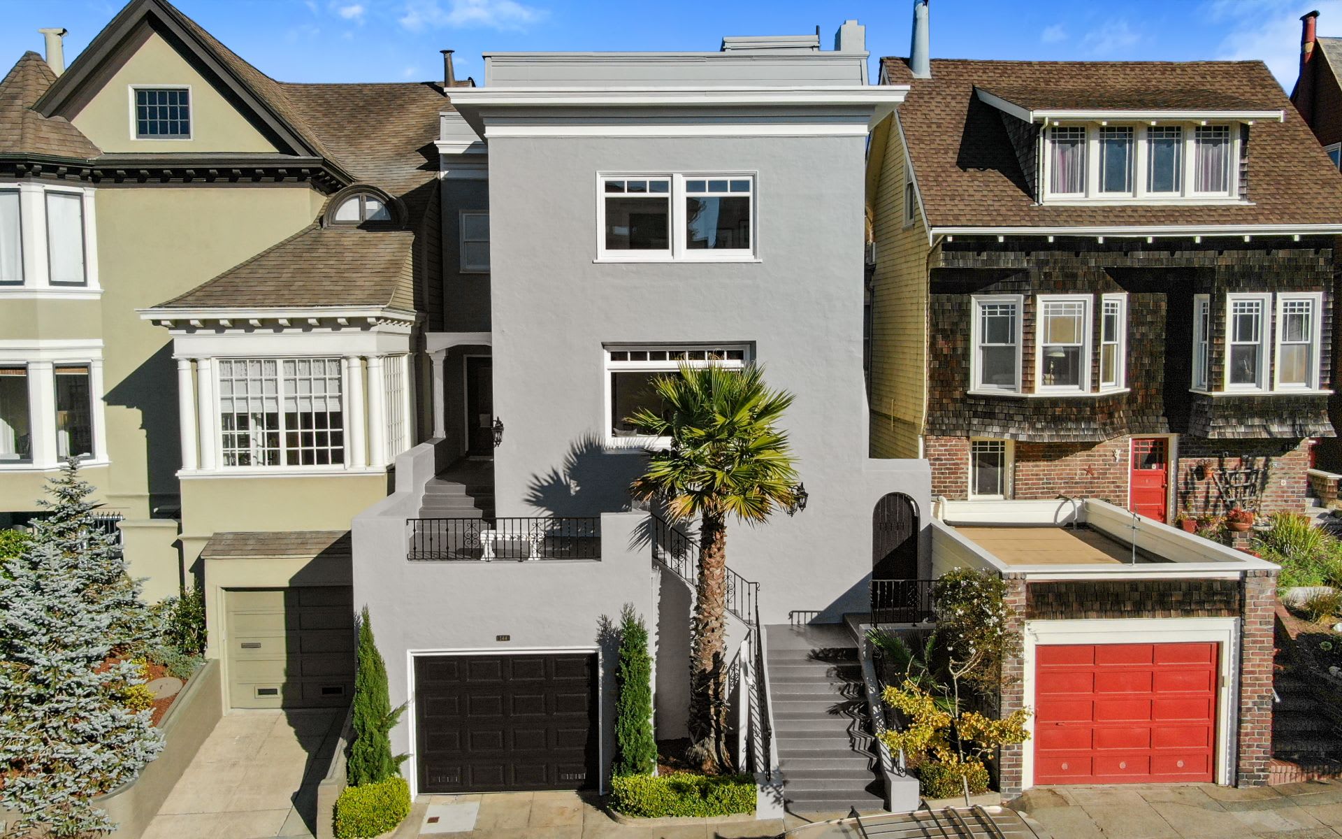 144 25th Ave