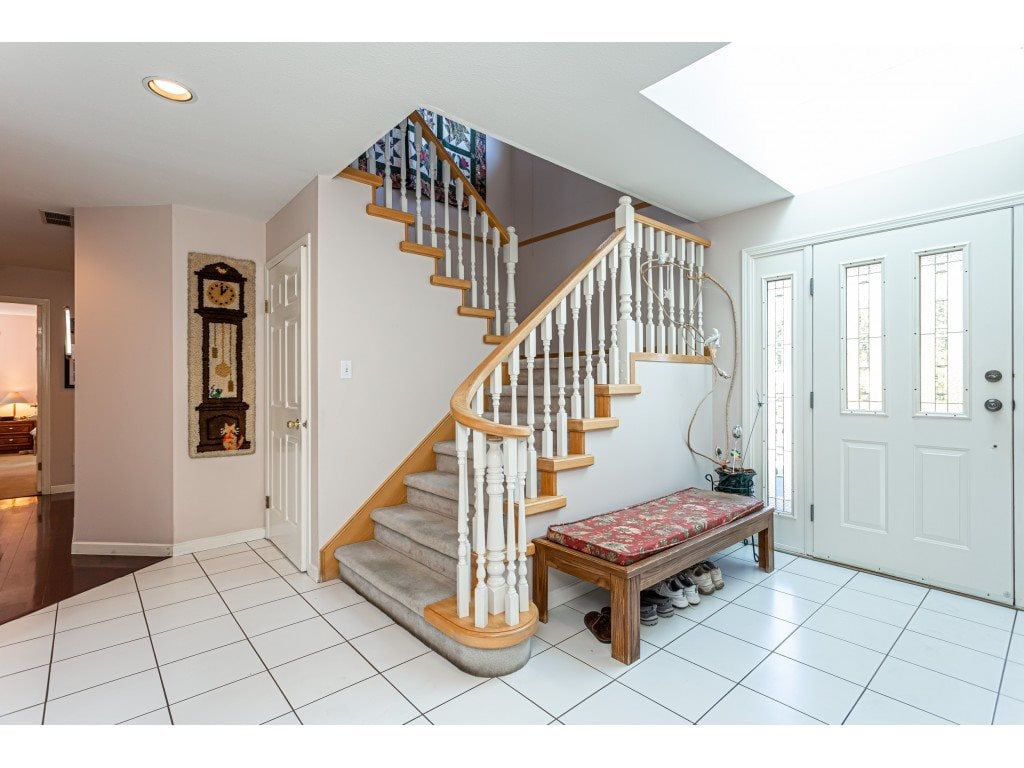 8168 154 St