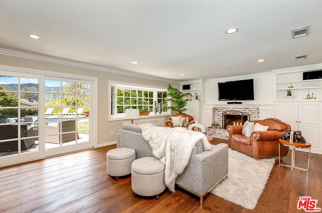 1822 Michael Ln