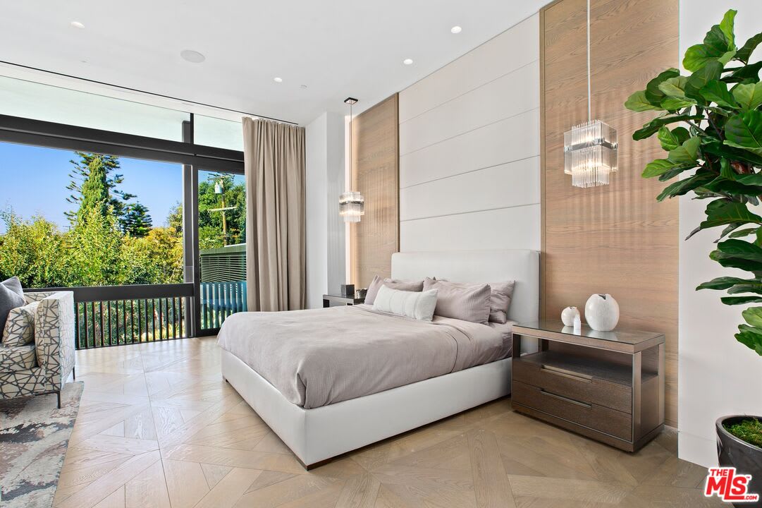 Luxe Estate