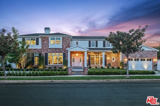 557 Chapala Dr