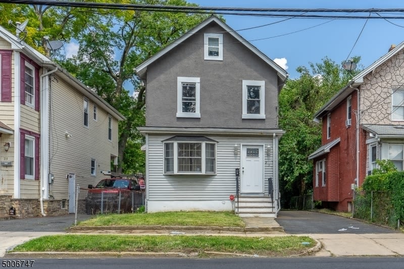 231 E 9th Ave