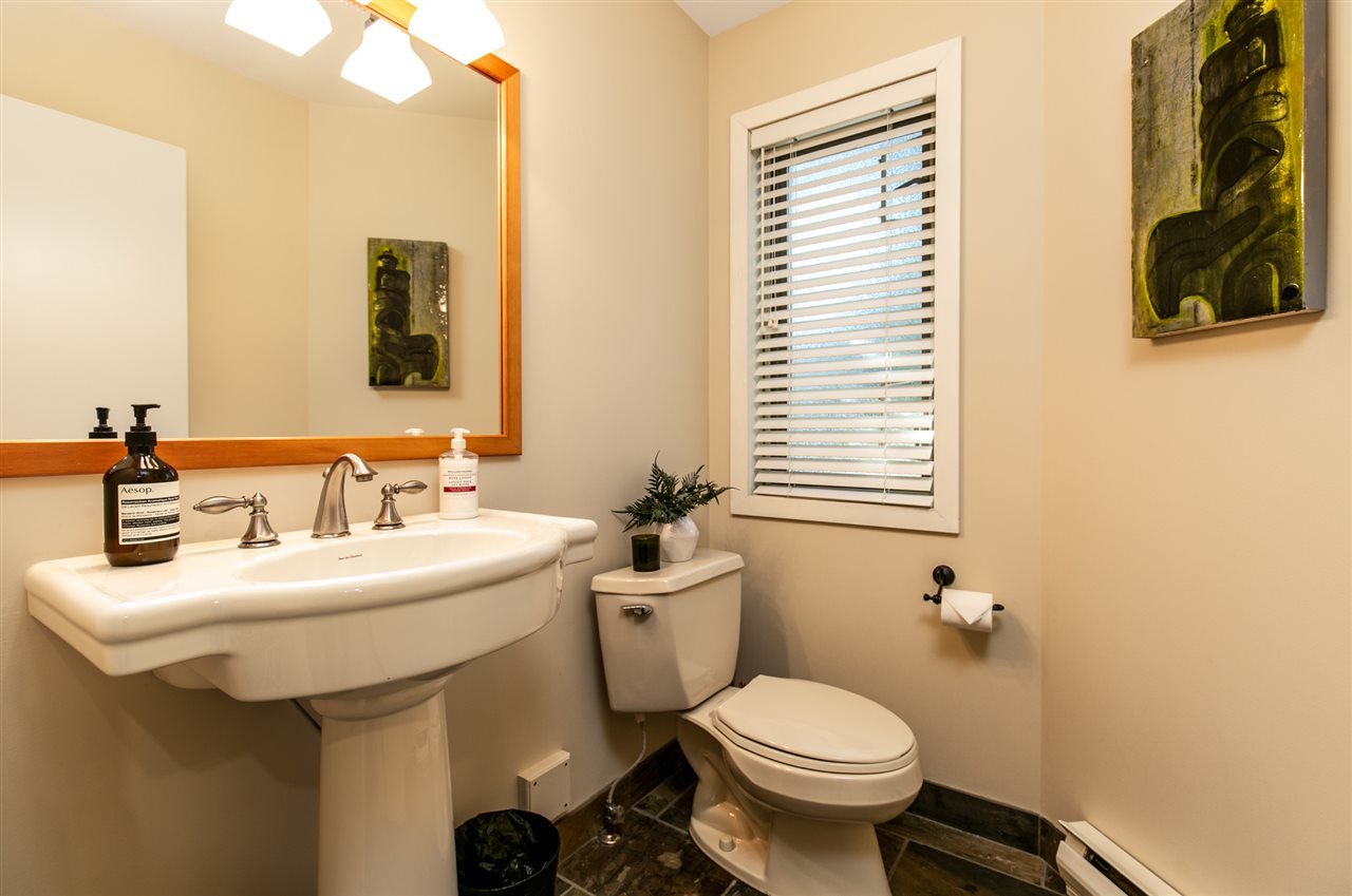 3135 St. Moritz Cres