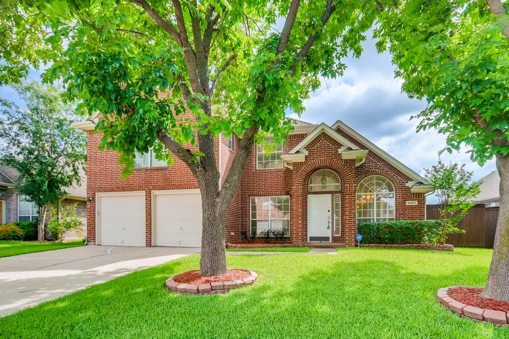 10007 White Ln  