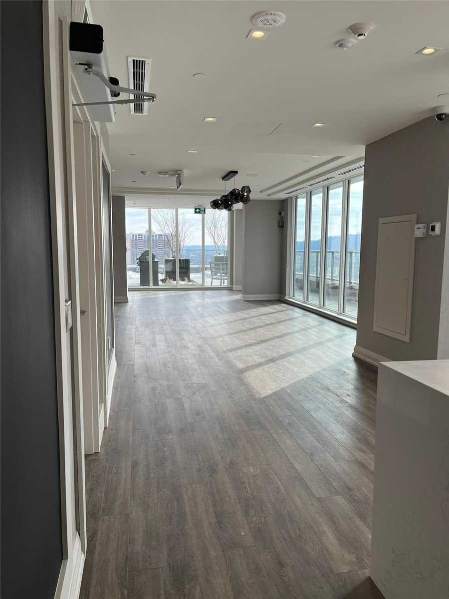 212 King William St, Unit 512
