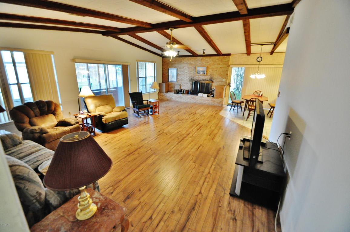 4652 BAYWOOD Drive