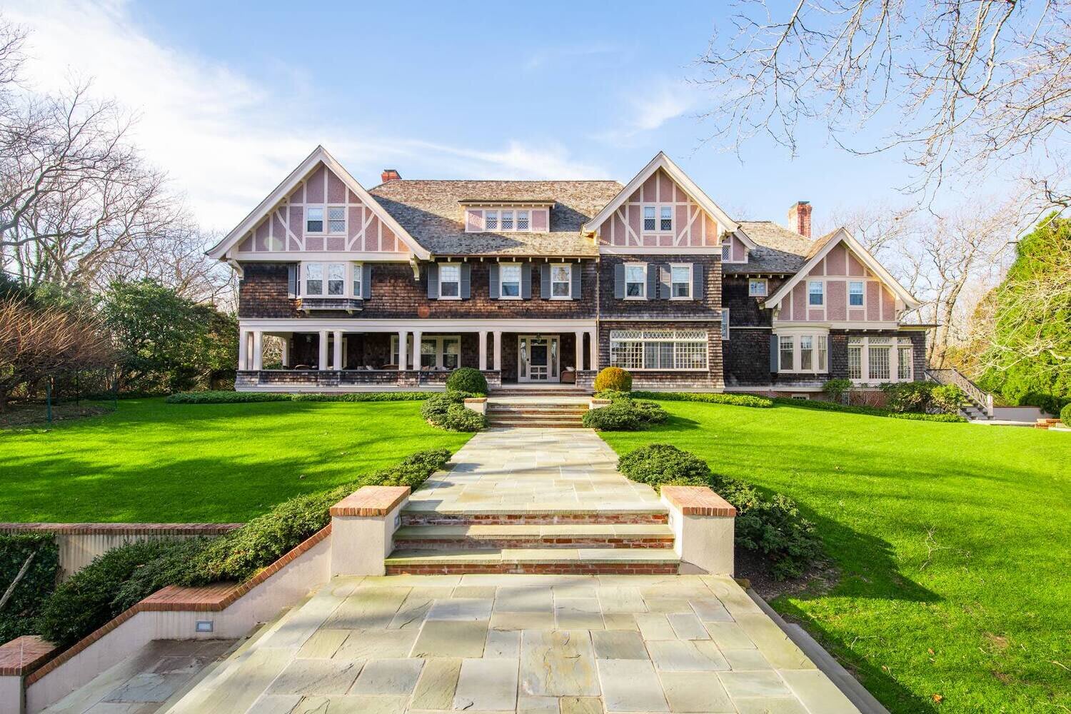 THIS EXCEPTIONAL HOME PRESERVES OVER A CENTURY OF EAST HAMPTON HISTORY