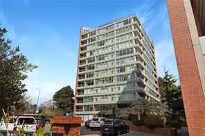 104-327 Maitland St