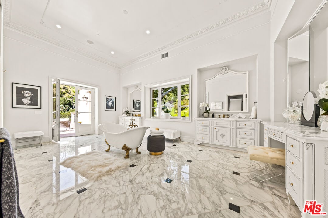 Grandeur Oasis