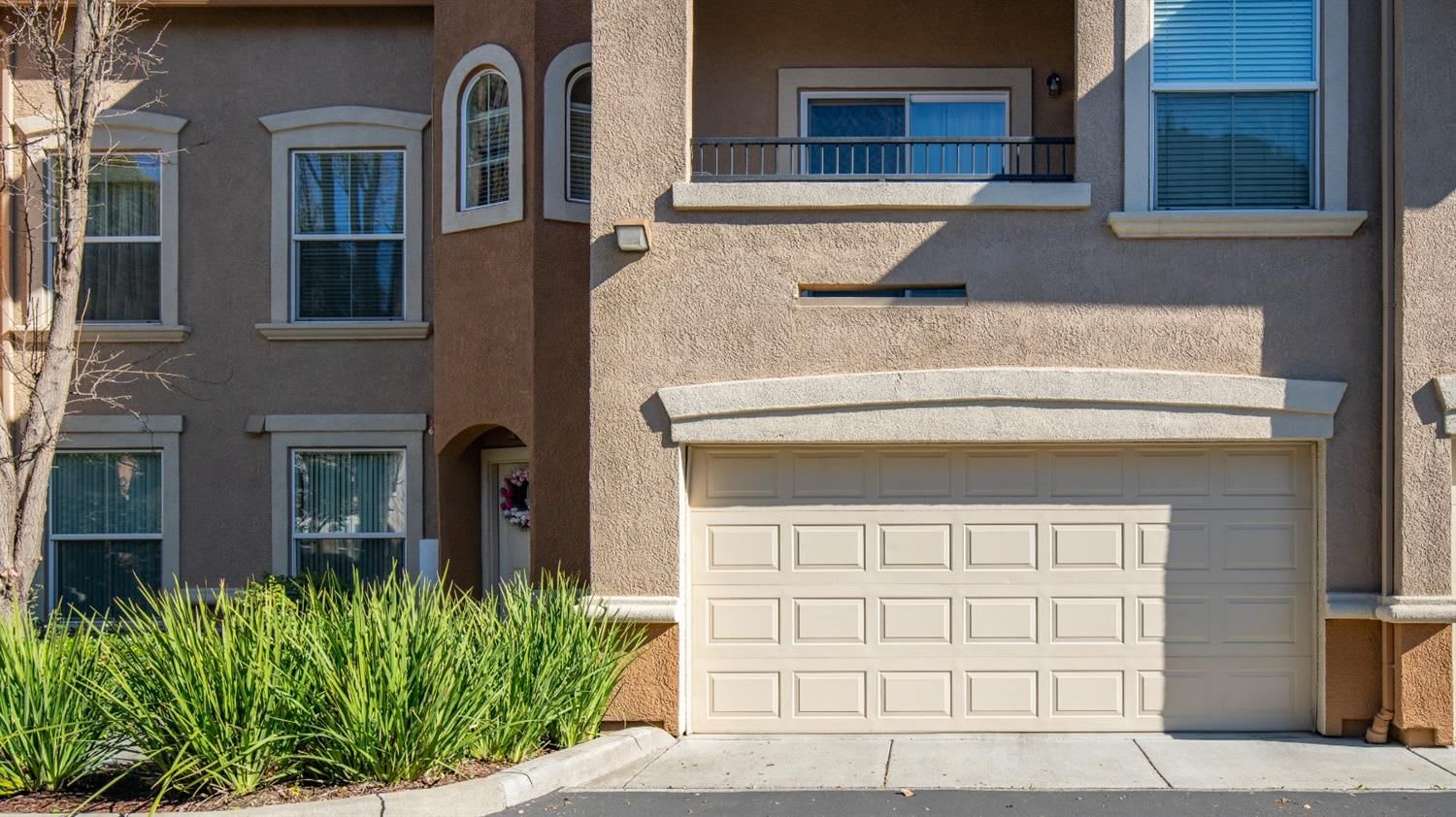 1260 Riva Dr, #7