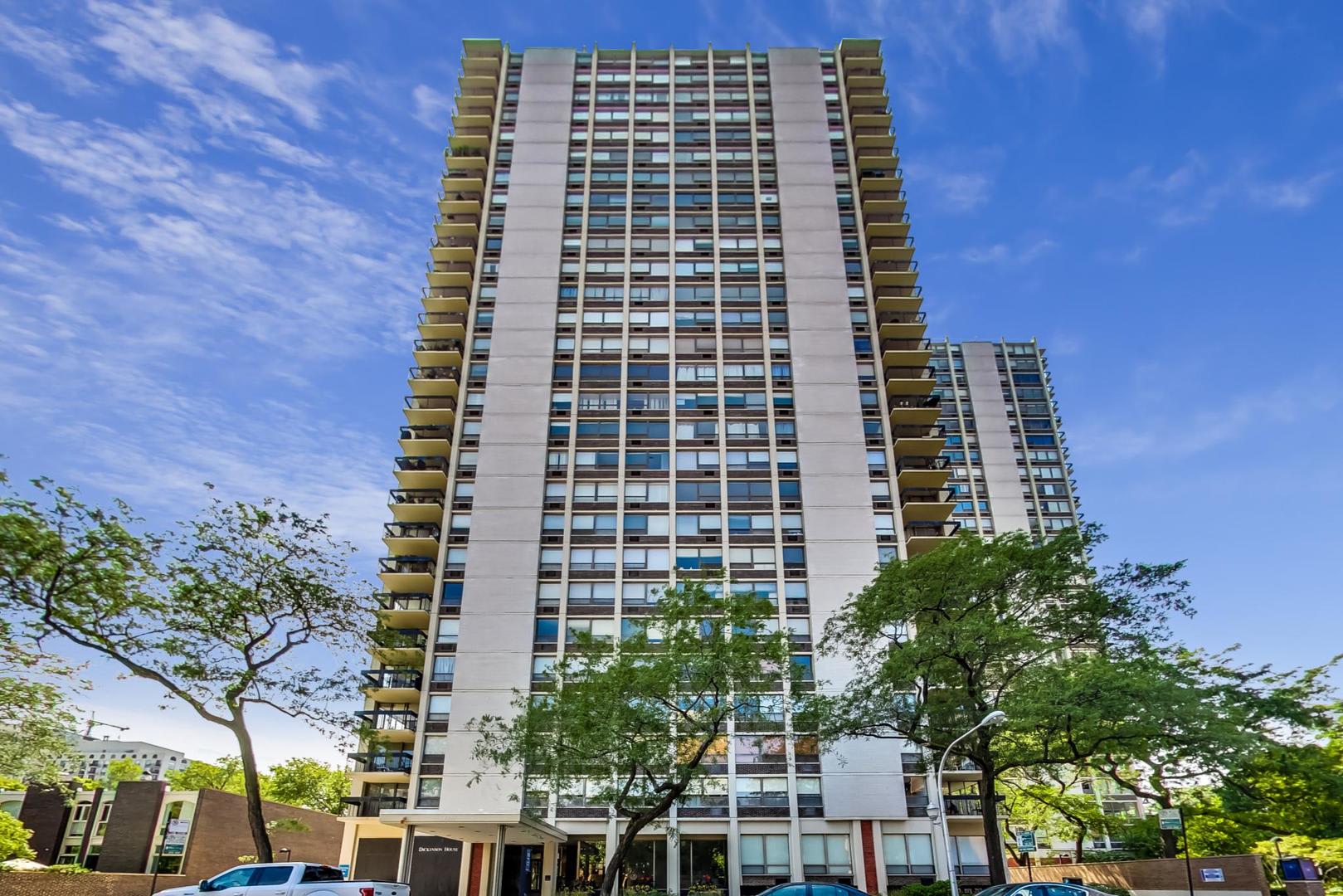 1355 N Sandburg Ter (No. 2501D)
