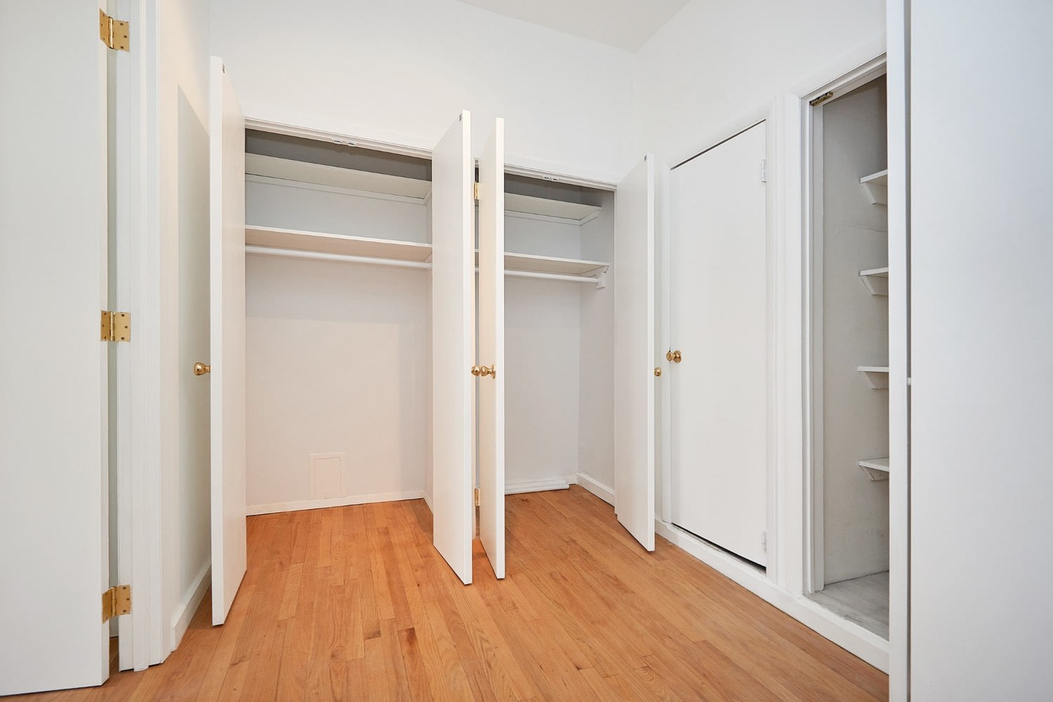 1059 2nd Ave, Unit 2W