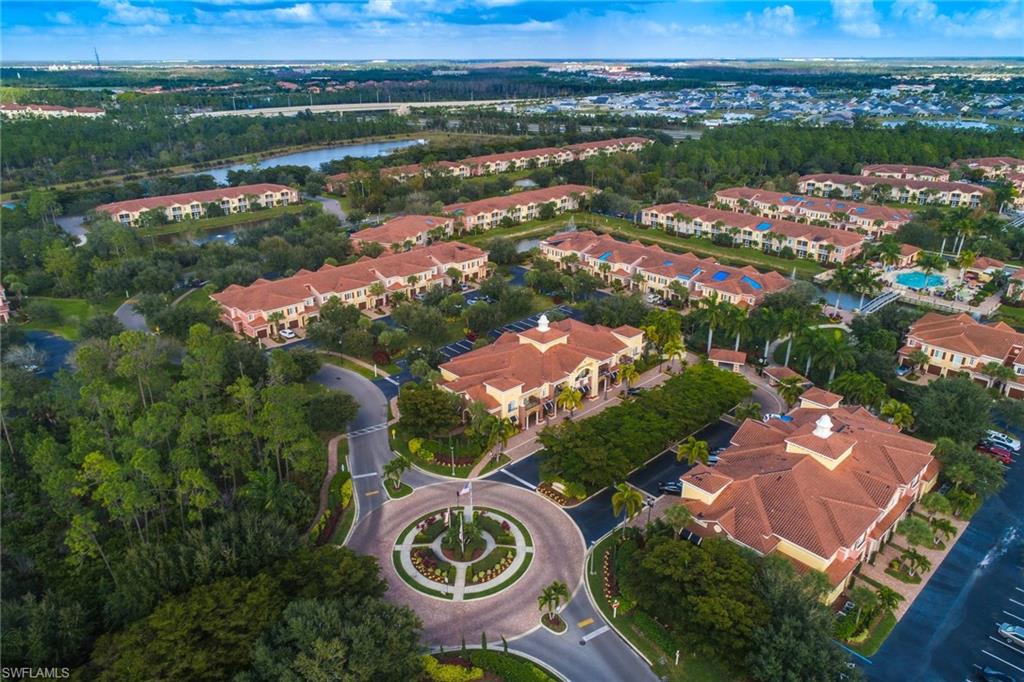 20221 Estero Gardens Circle, Unit 203