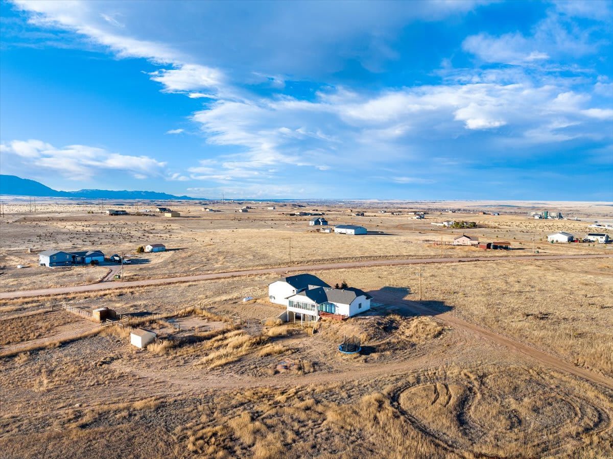 17865 High Plains View