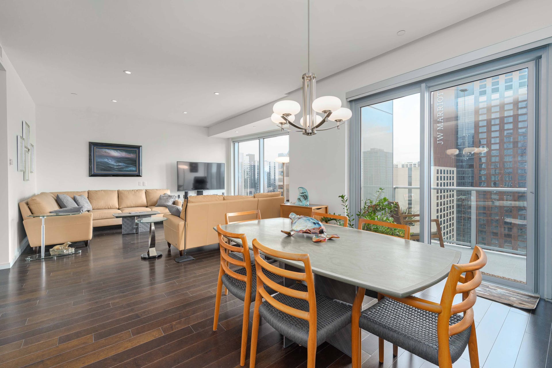  Listing 200 Congress Avenue #23B