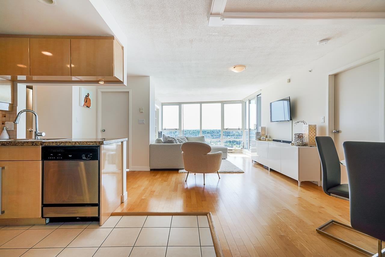 3001-1408 Strathmore Mews