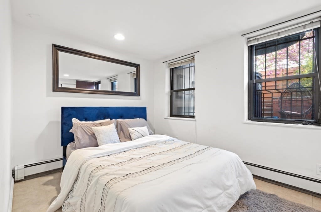 377 Shawmut Ave, #1