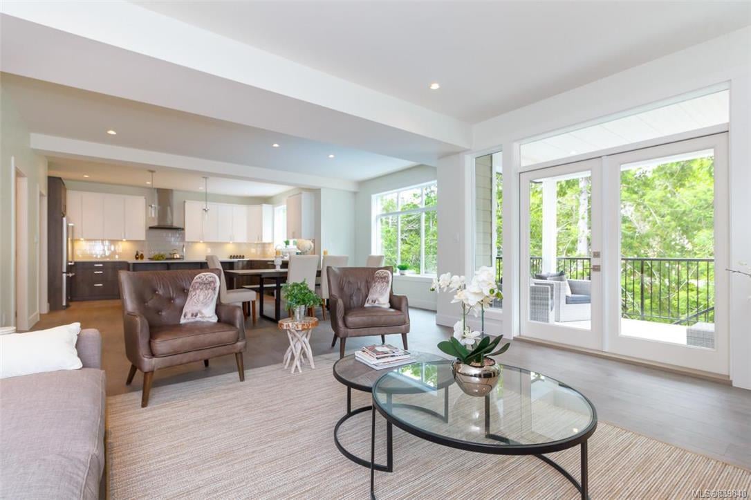 3516 Paperbark Cres