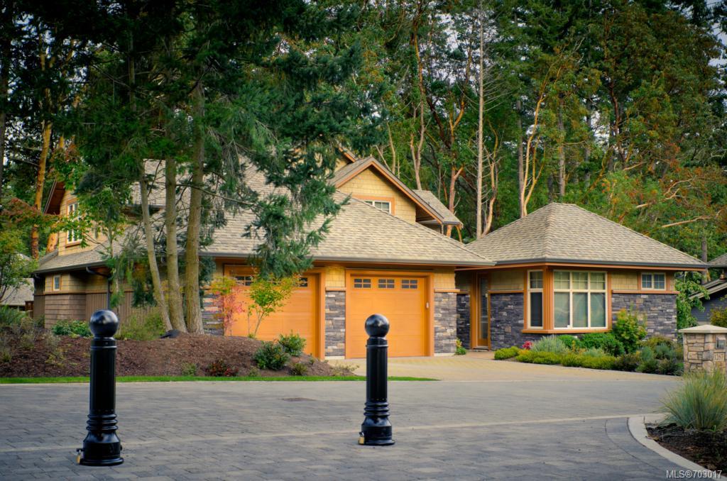 1276 Oceanwood Lane, Saanich