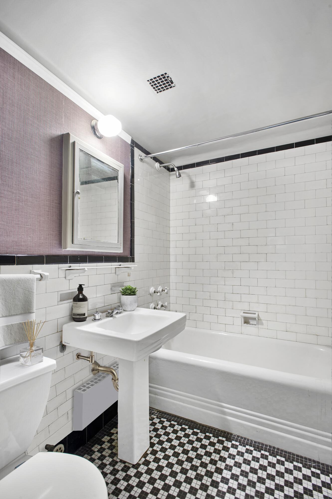 333 West 56th Street, Apt 1-D