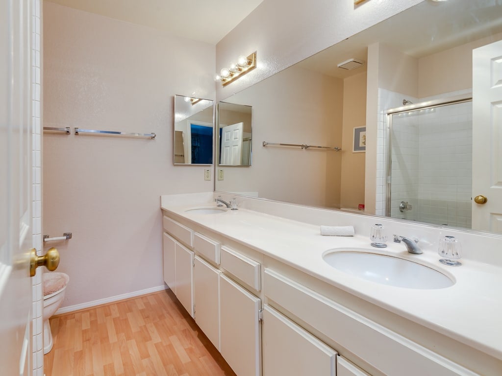 1345 E Grand Avenue Unit: D