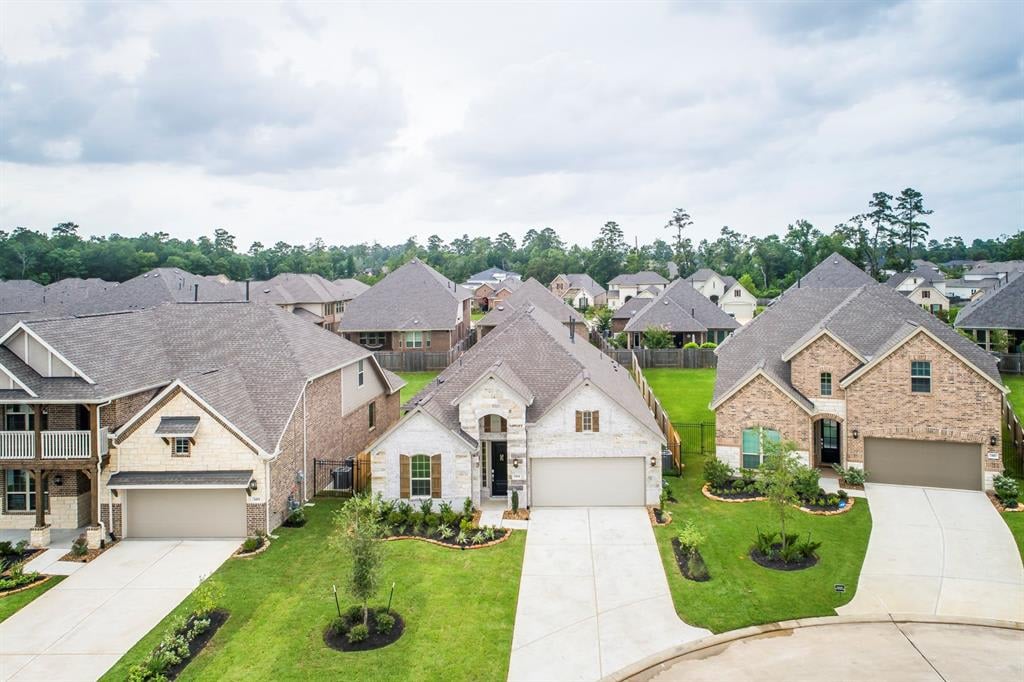 7414 Bethpage Ln
