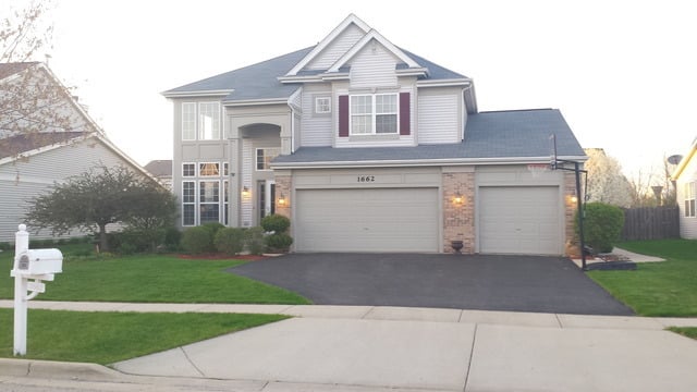 1662 Montclair Dr