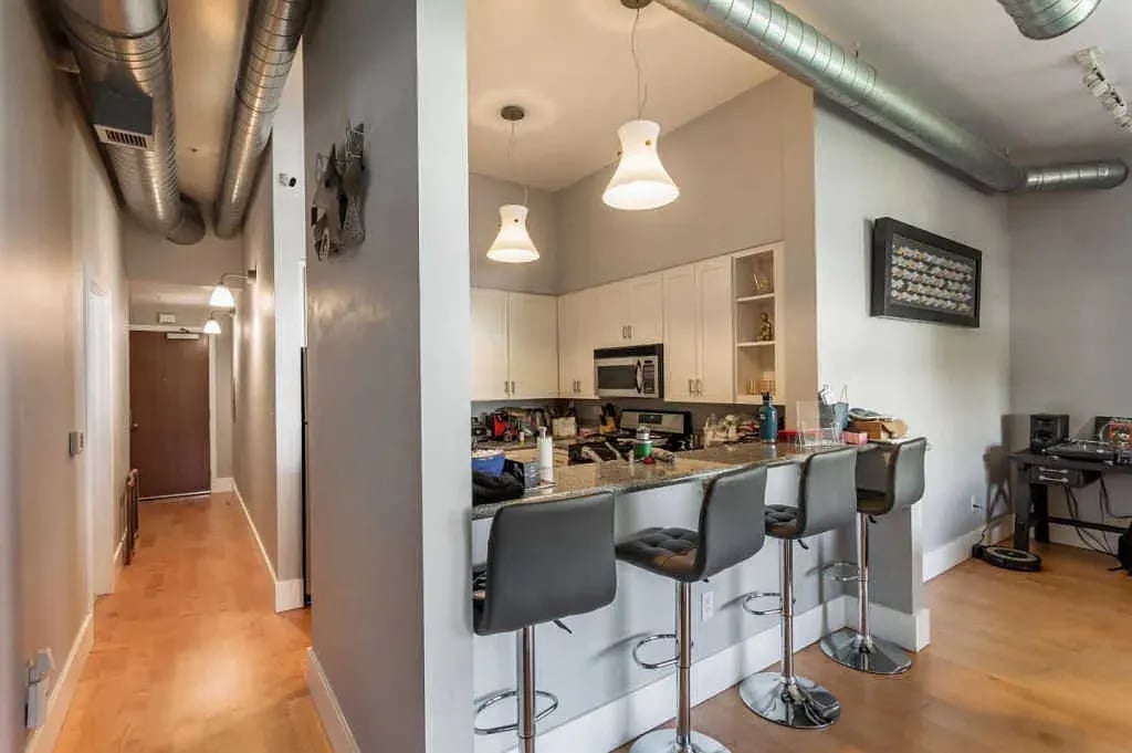 334 Santana Row #200