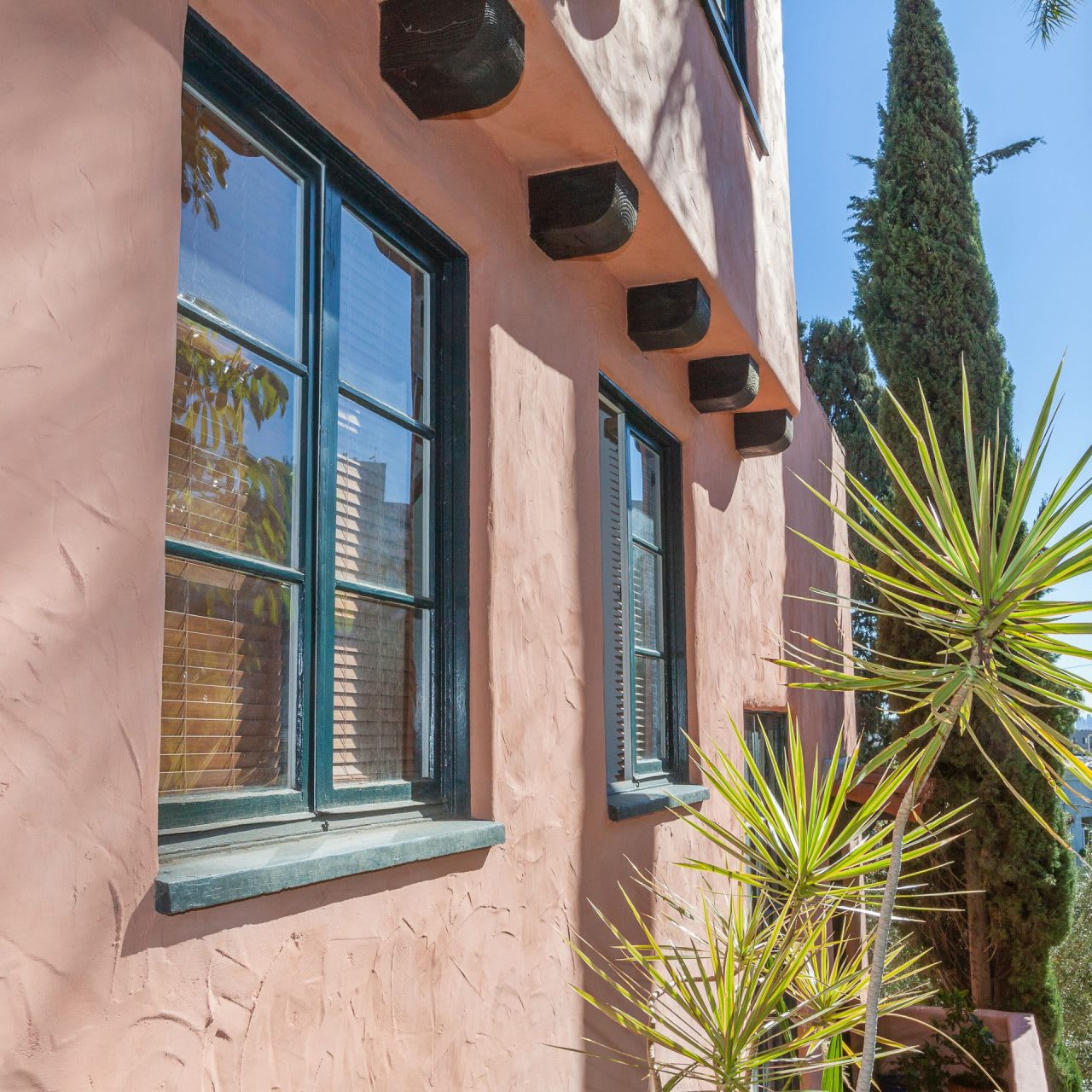 Las Orquideas :: Spanish Revival Compound :: Wilfred Buckland, Architect, 1929 :: Howell + Padgett, Restoration, 2019