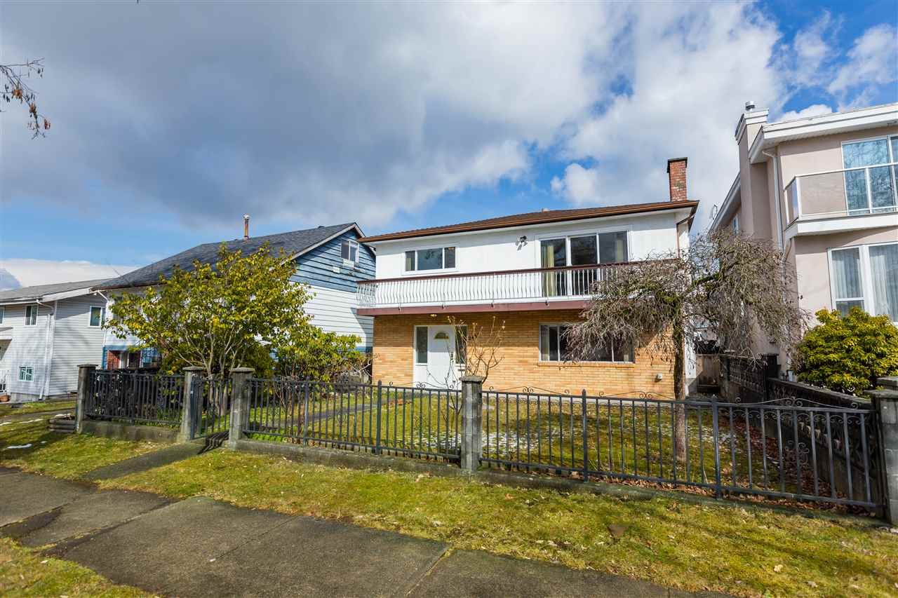 2457 St. Lawrence St