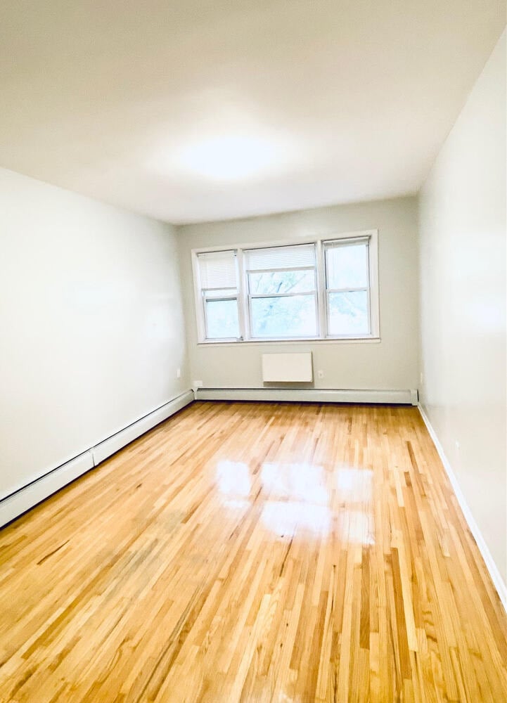 26-14 9th St, #3F