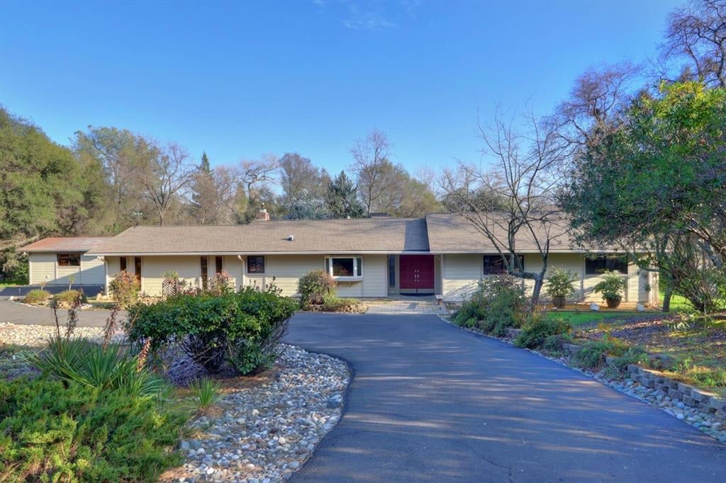 2929 Twelve Oaks Dr
