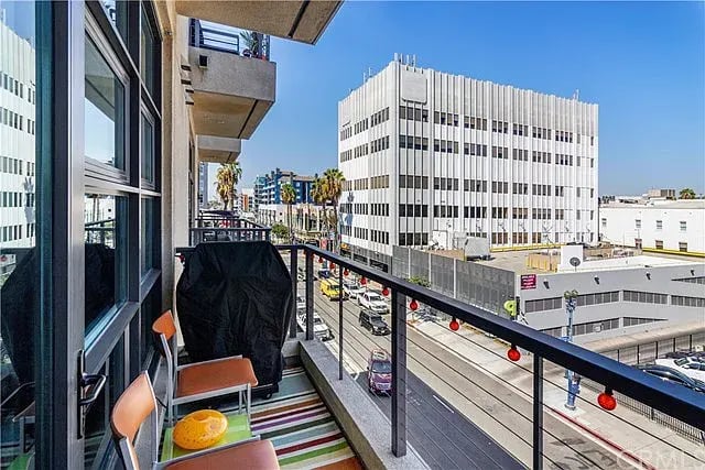 133 The Promenade N Unit 431