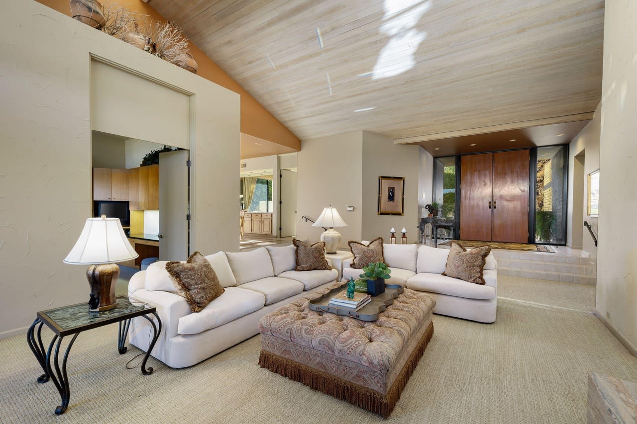73460 Mountain Vista Dr