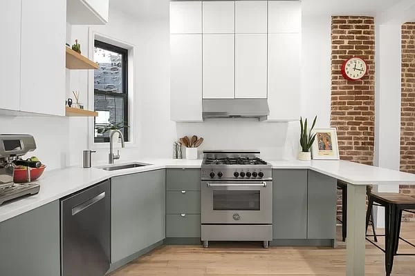 111 West 106th Street Unit: 5R