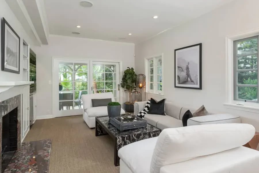 1423 N Doheny