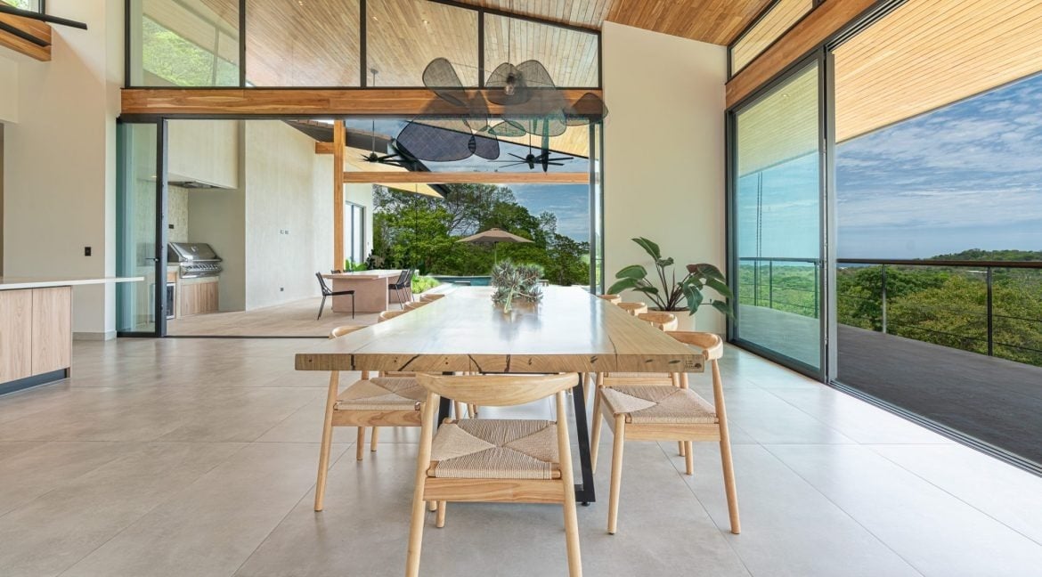 Private Modern Infinity Pool Villa, Tamarindo, Guanacaste