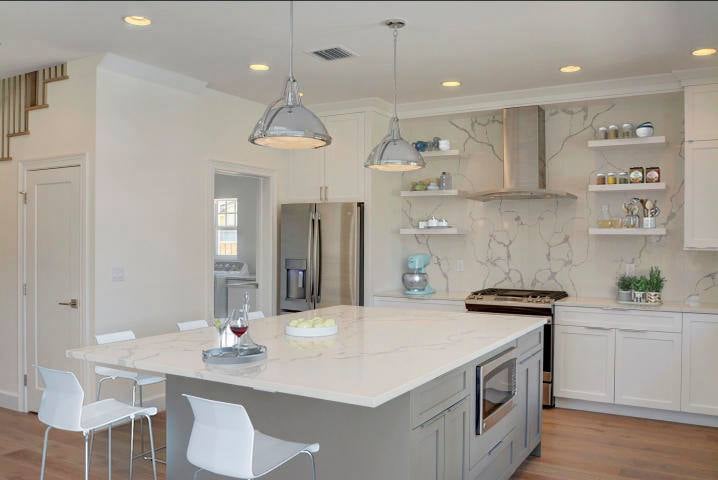 215 Pilgrim Rd