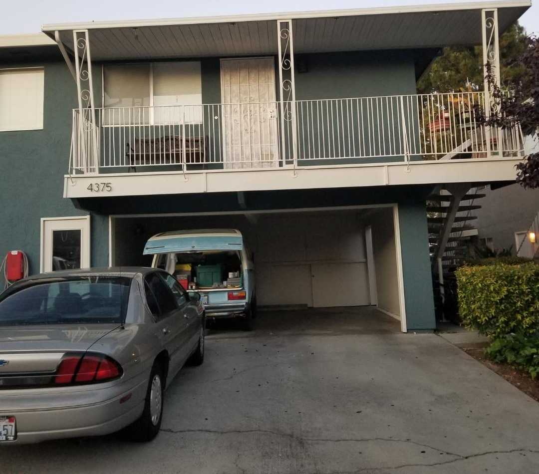 4375 Diamond ST 4