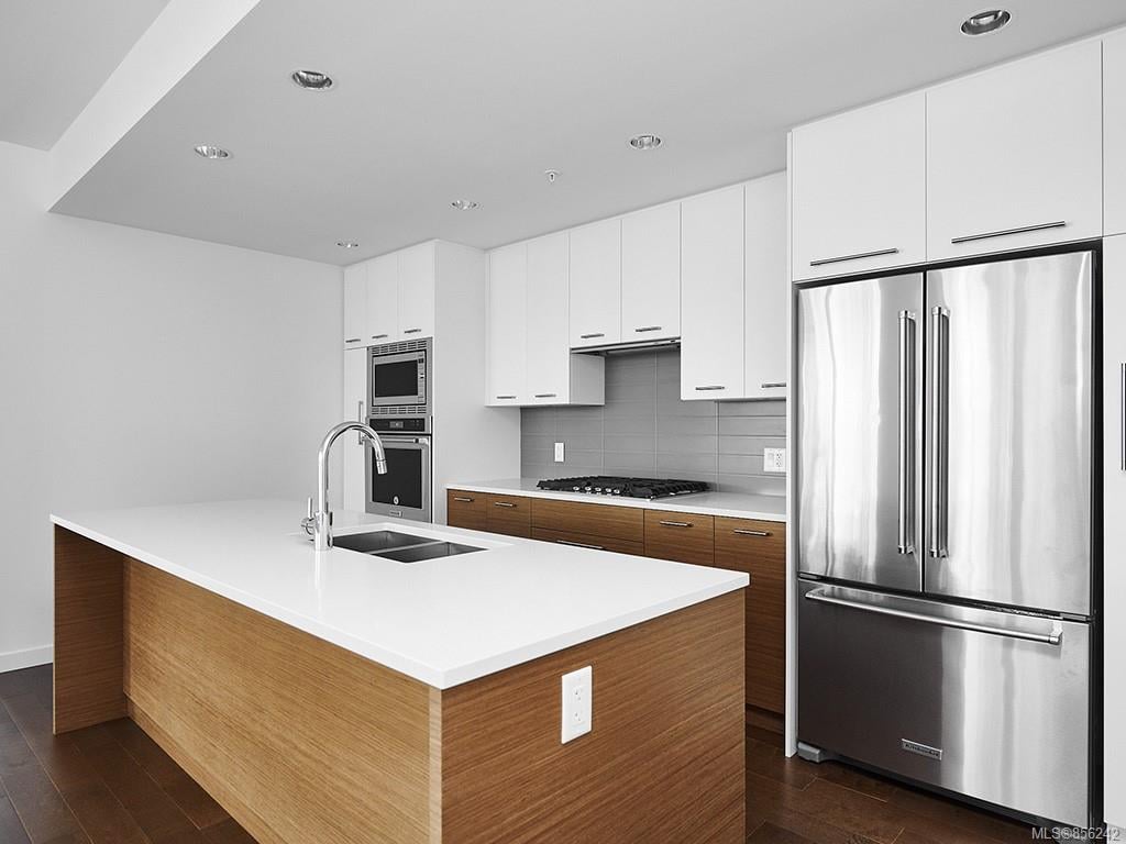 404-4009 Rainbow Hill Lane, Saanich