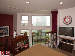 33 Privateer St, #4