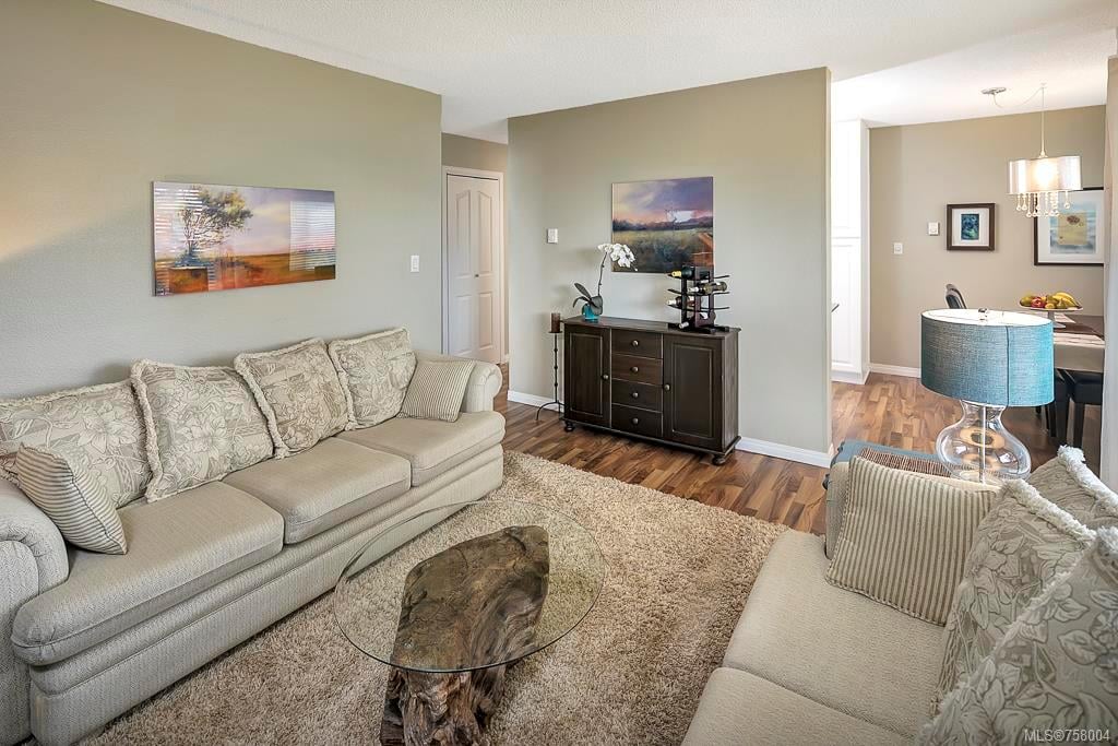 307-10160 Third St, Sidney