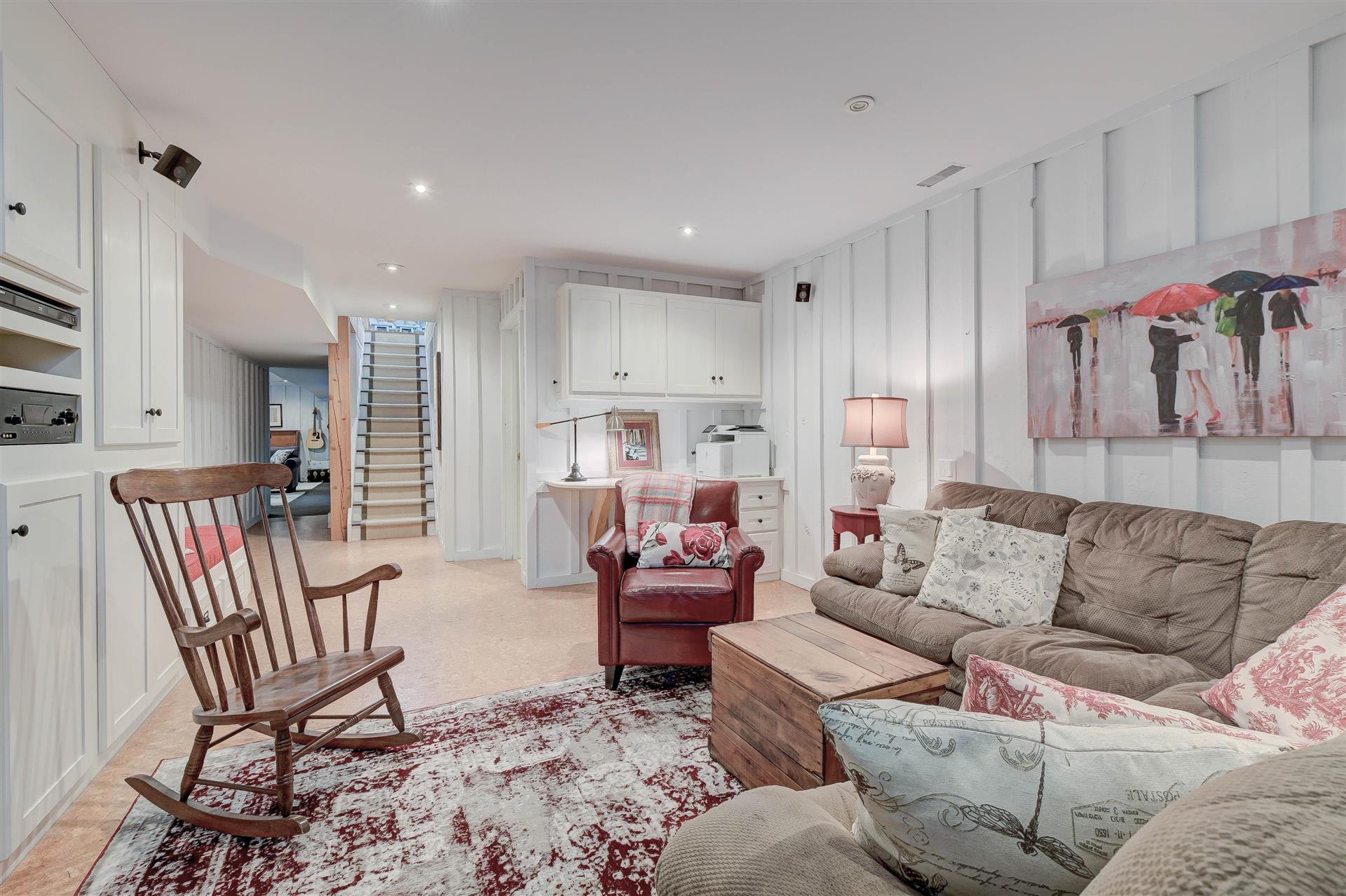 8 Balcarra Ave