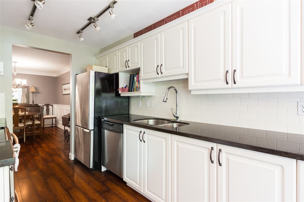 22-103 Parkside Dr