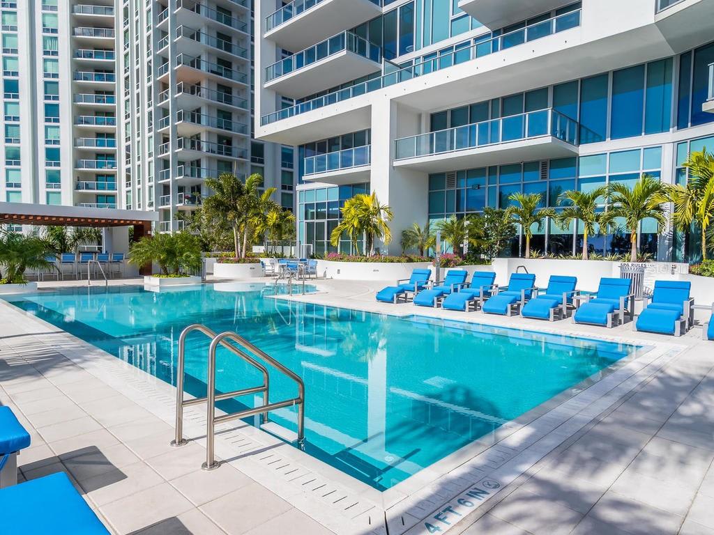 Vue Sarasota Bay Unit 1806