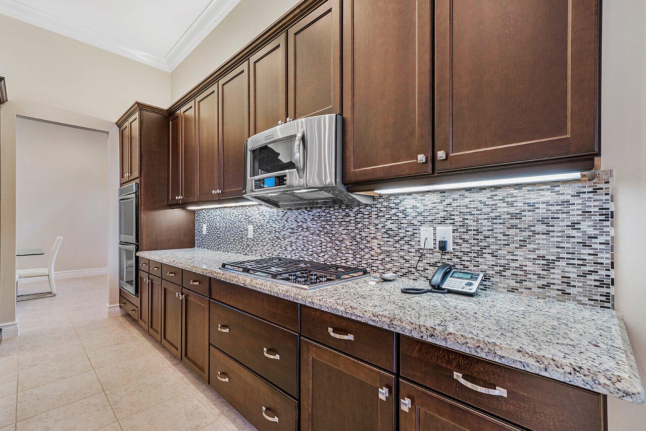 16578 Ambassador Bridge Rd